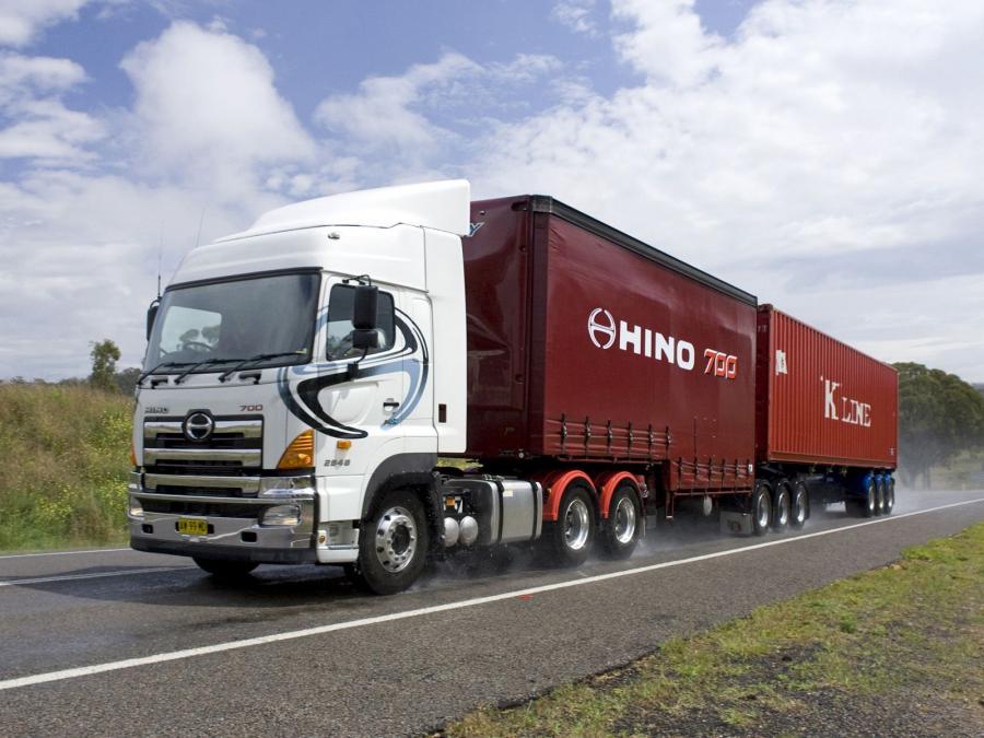  Hino 700 SS 2848 2003 года  (фото 6 из 12)